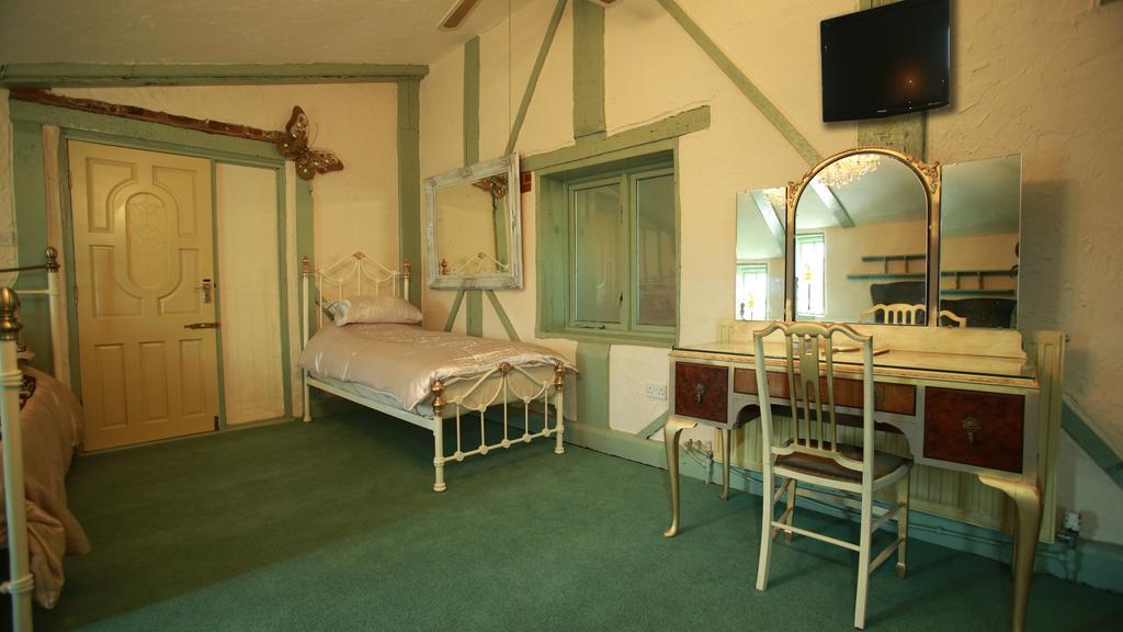 The Edge Accommodation 哈德斯菲尔德 客房 照片