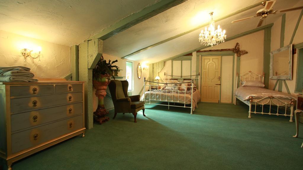 The Edge Accommodation 哈德斯菲尔德 客房 照片